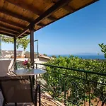 Hilltop Kefalonia Аргостолион